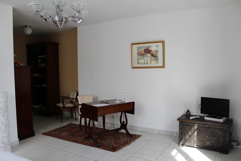 Chambres D'Hotes La Fontaine เอสปาลิยง ภายนอก รูปภาพ